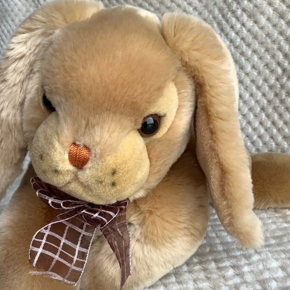 Adorable Carlton Cards Plush Bunny Rabbit Realistic Stuffed Animal Toy Vintage? - Picture 9 of 16